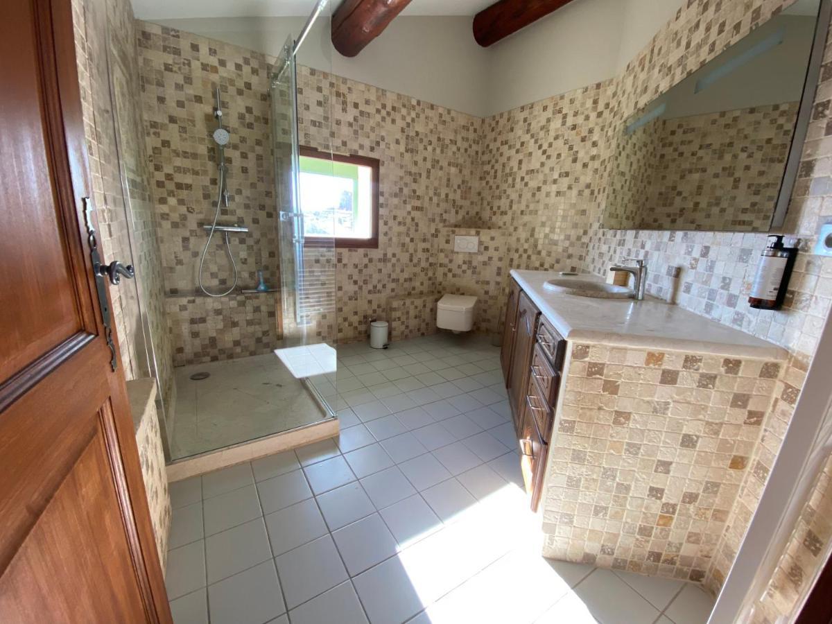 Drome Provencale Maison Familiale Calme Dans Village Valréas Exterior foto