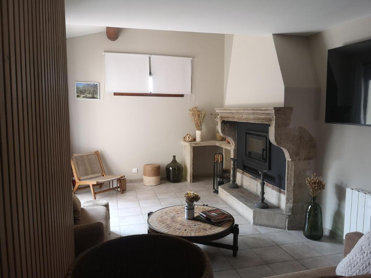 Drome Provencale Maison Familiale Calme Dans Village Valréas Exterior foto