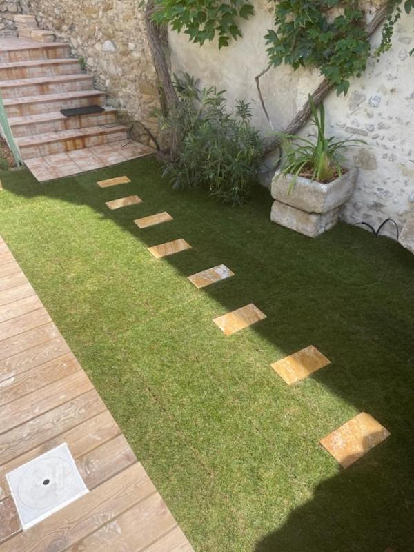 Drome Provencale Maison Familiale Calme Dans Village Valréas Exterior foto