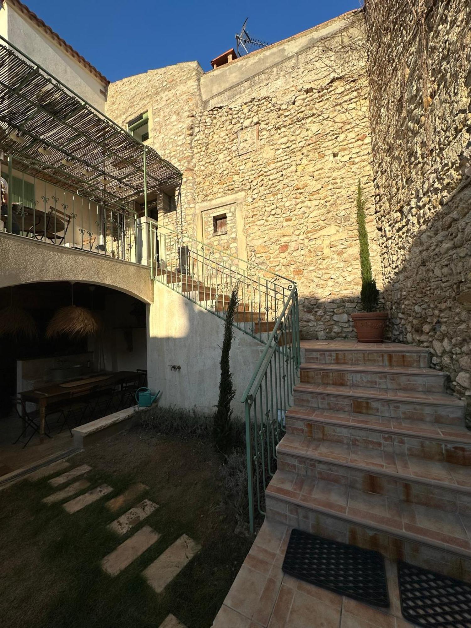 Drome Provencale Maison Familiale Calme Dans Village Valréas Exterior foto